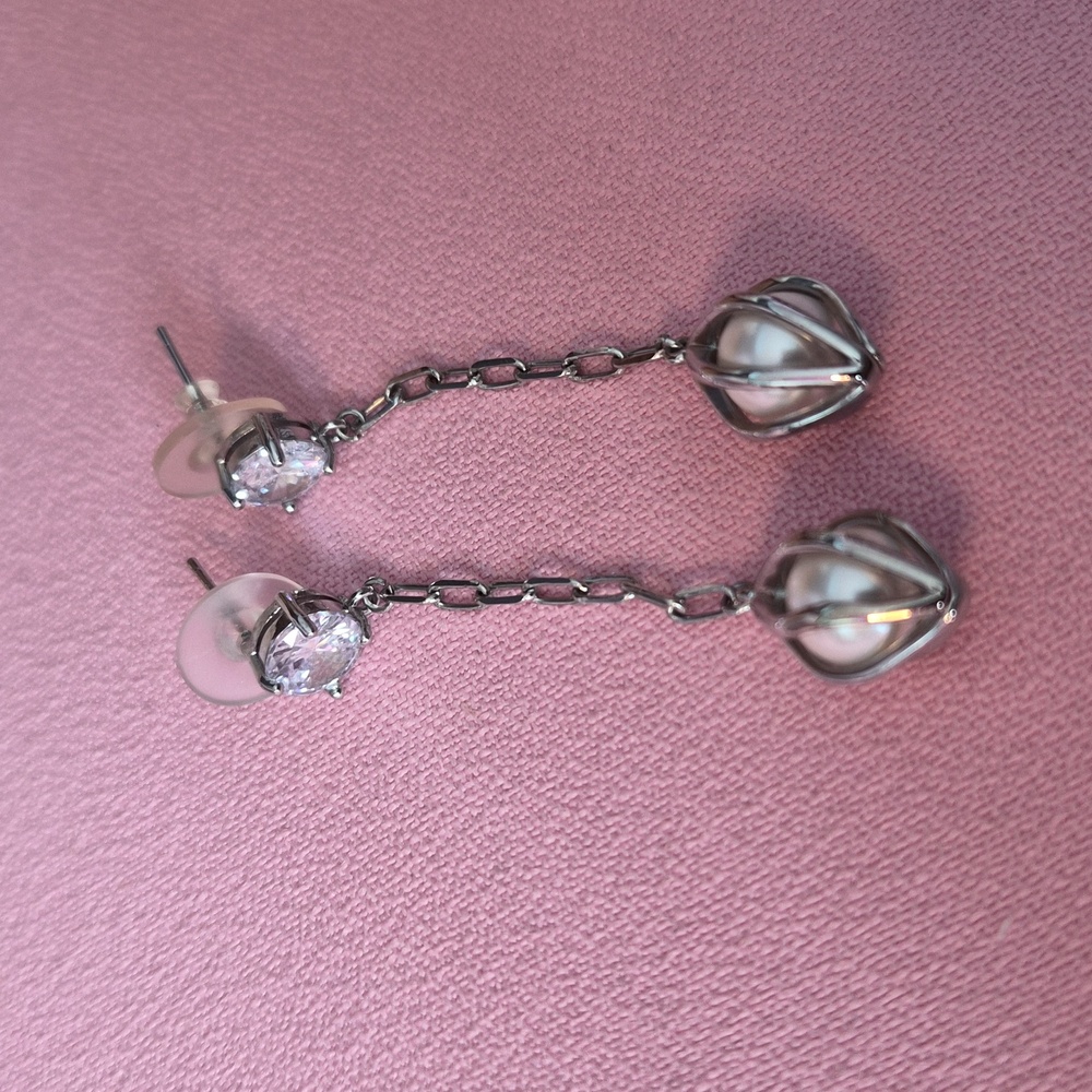 Pearl Drop Earring